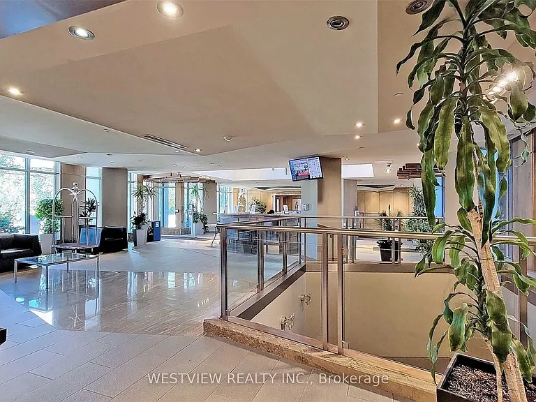 2119 Lake Shore Blvd W #1004 — Photo 29