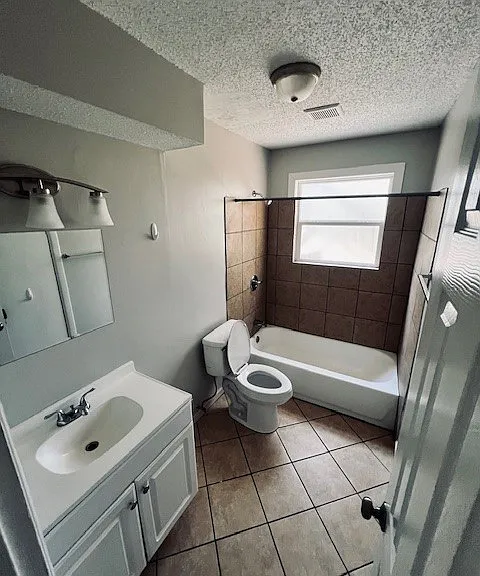 423 Highland Ave #B — Photo 5