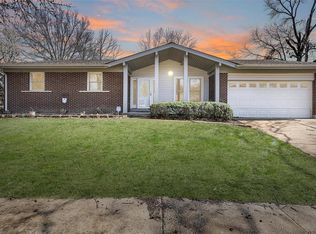 3646 Argonne Forest Dr, Florissant, MO