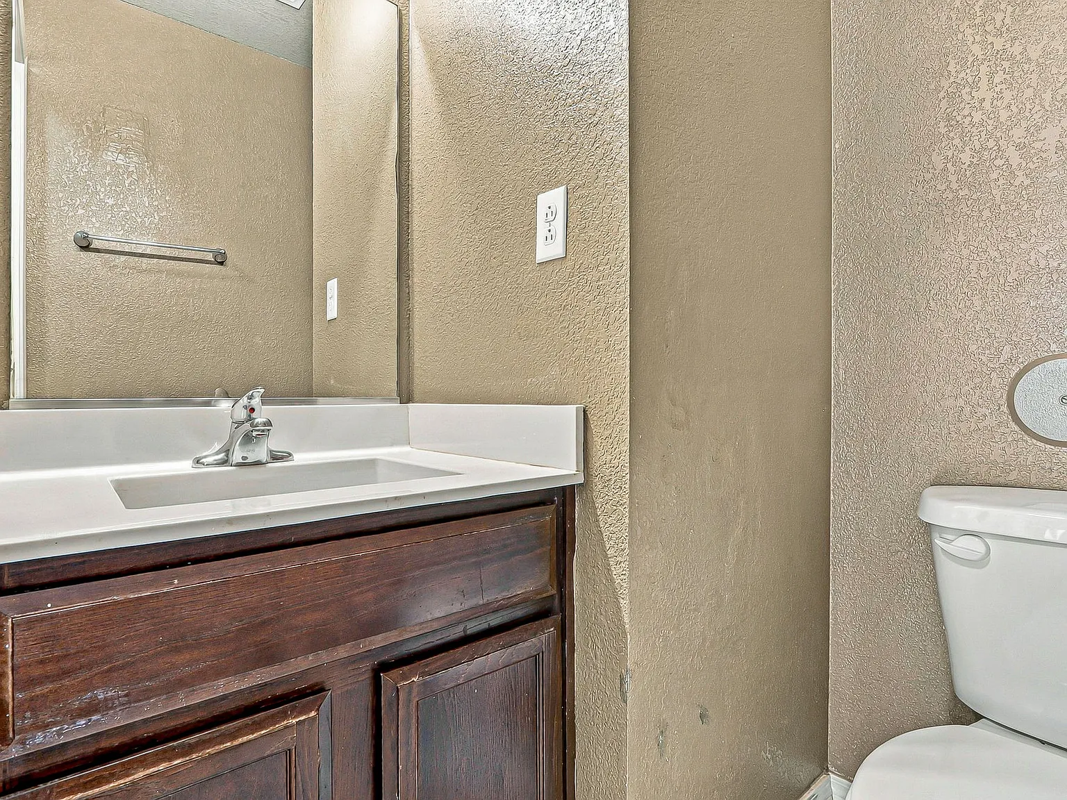 12121 Zavi Place - 1 — Photo 2