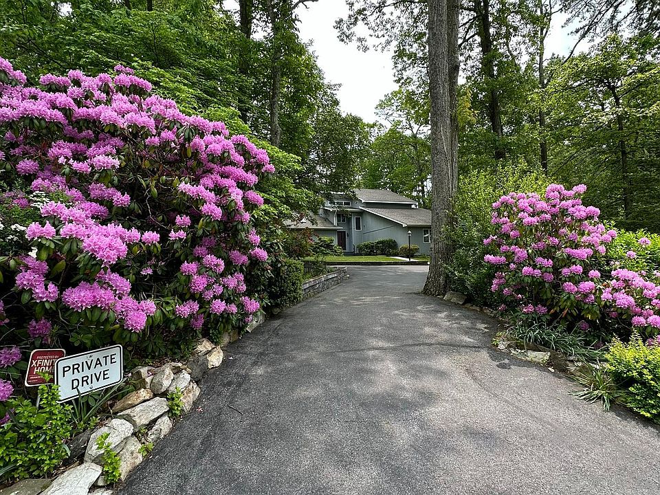1st image of 251 Mount Union Rd