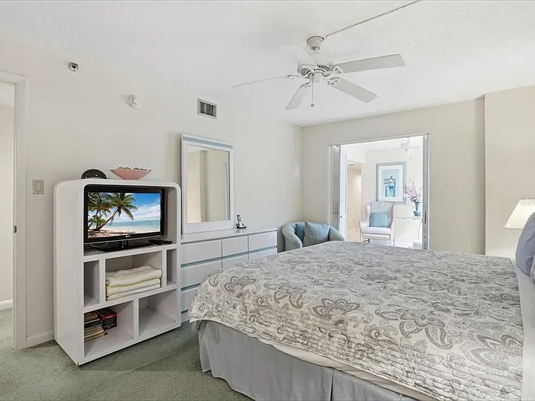 5611 Gulf Of Mexico Dr #3 — Photo 28