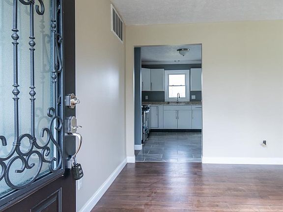 2nd image of 140 Southdale Dr