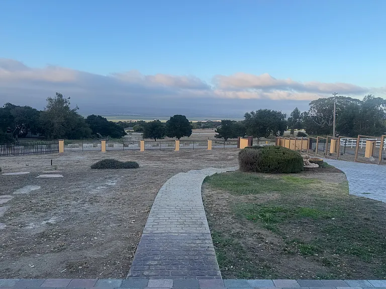 300 Mesa Rd — Photo 15