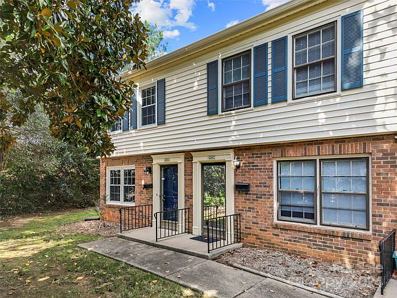 3rd image of 4764 Old Lantern Way