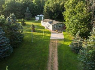 N8844 Pagel Rd, Iola, WI 54945