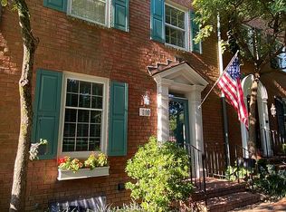 110 Kent Square Rd, Gaithersburg, MD 20878