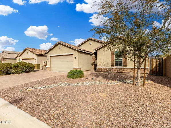 1950 W LARISSA Lane, San Tan Valley, AZ 85144