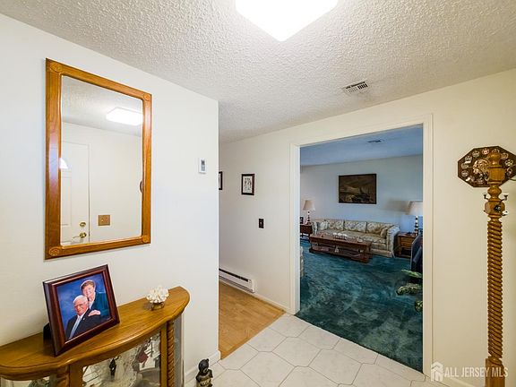 4th image of 564 Old Nassau Rd #A