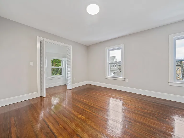 43 Evergreen Ave #2 — Photo 7