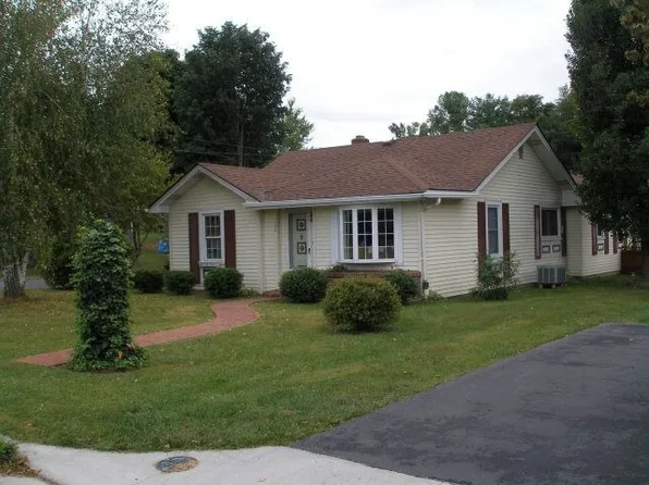 144 Hulldale Ave, Marion, VA 24354