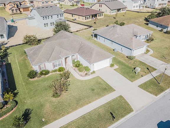 3rd image of 2610 Hartwood Pines Way
