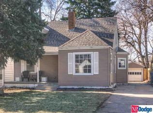 6469 Poppleton Ave, Omaha, NE 68106