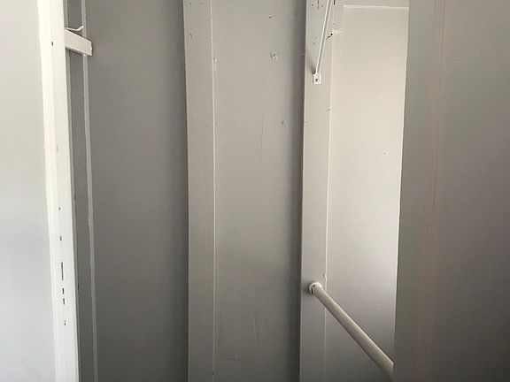 4th image of 921 22nd Ave N #1/2