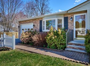 5 Winchester Ter, Northampton, MA 01062