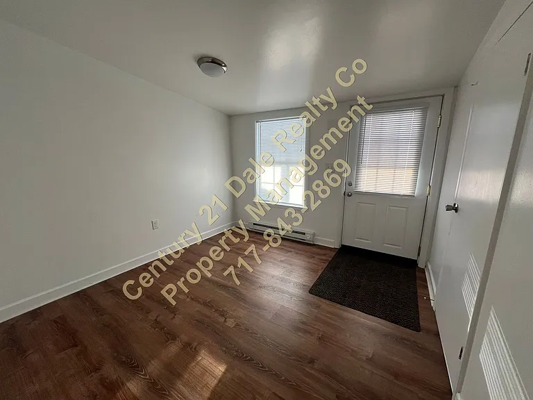 7324 Lincoln Hwy — Photo 8