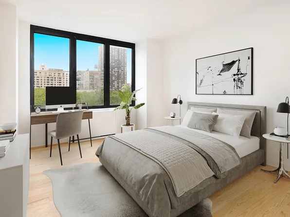 330 East 38th Street image 11 of 26