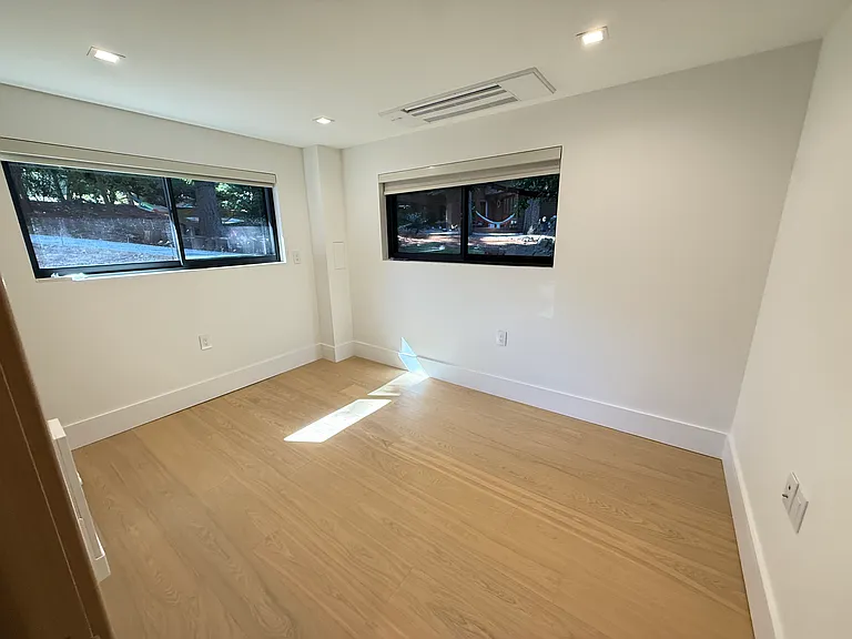 12816 Holiday Dr NE #A — Photo 6