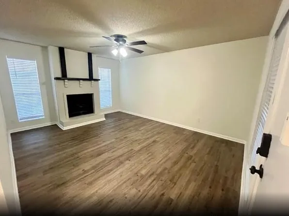 1500 Bay Area Blvd, Houston, TX