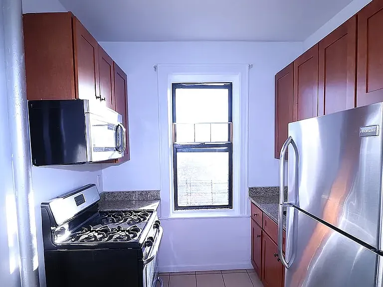 102-45 Corona Ave #R3B — Photo 5