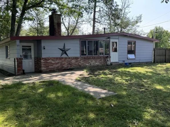 1252 Walter St, Alpena, MI 49707