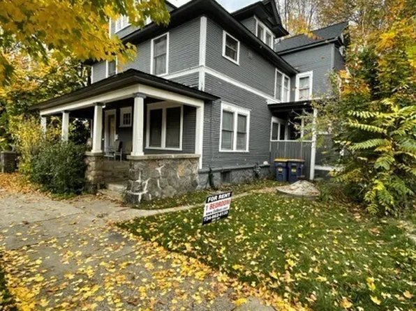 549 Logan St SE, Grand Rapids, MI