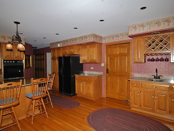 2nd image of 11522 W Kluth Dr