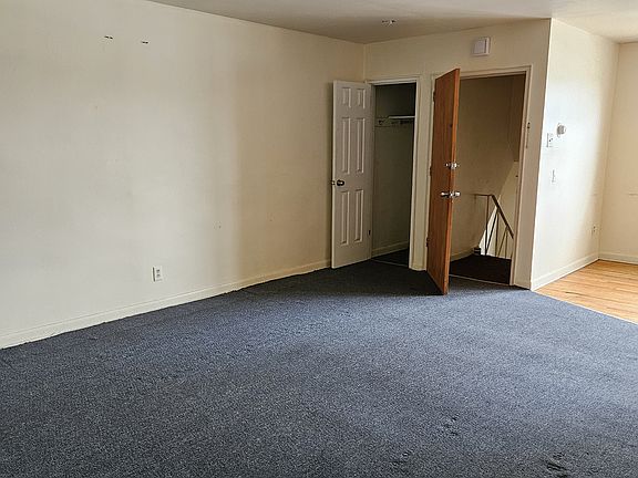 4th image of 3720 Conshohocken Ave #1
