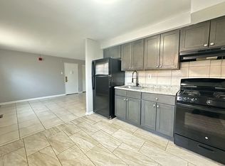 7104 Oxford Ave #1, Philadelphia, PA 19111