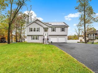 5 Oak Ridge Road, Middletown, NY 10940