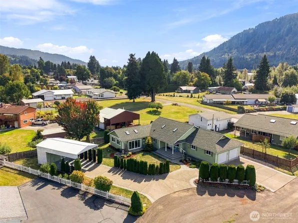 120 River Way, Morton, WA 98356