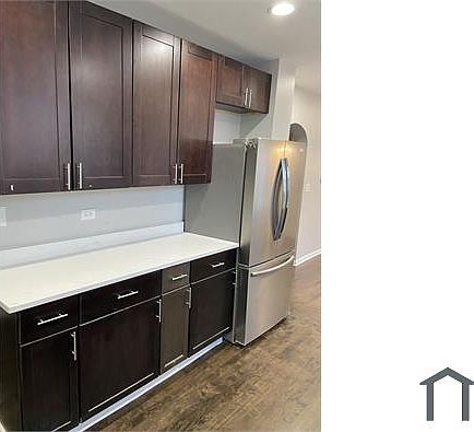 2nd image of 7512 S Emerald Ave #3