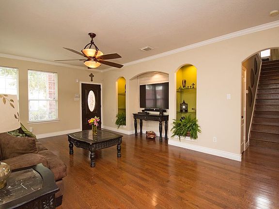 5th image of 10039 Yolandita St