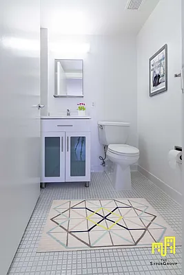 Rented by The Syper Group | media 13