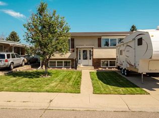 2707 S 11th Ave N, Lethbridge, AB T1H 1N5