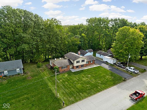 3rd image of 4149 Stoneridge Dr