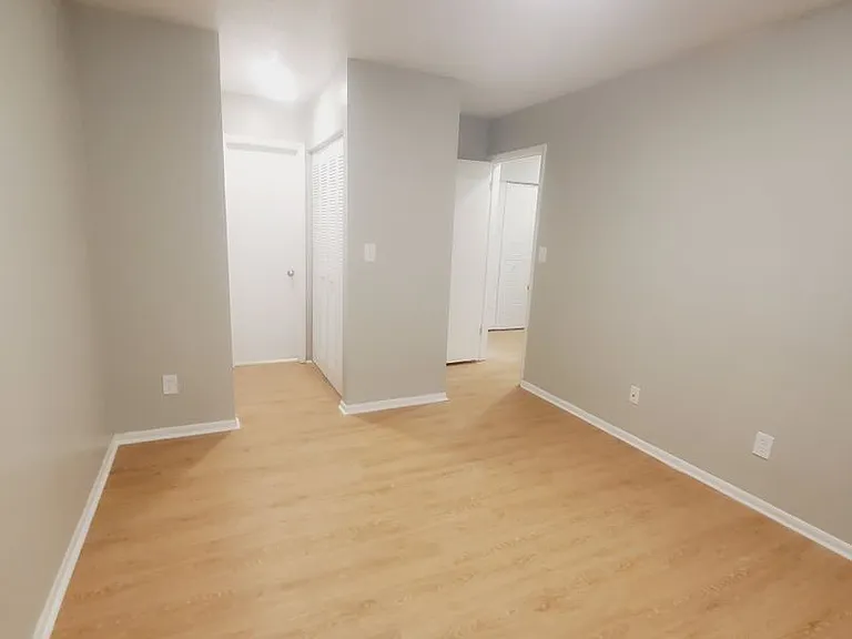 Sugarbush Apartments — Photo 213