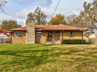 1650 Glenbrook Dr, Des Moines, IA 50316