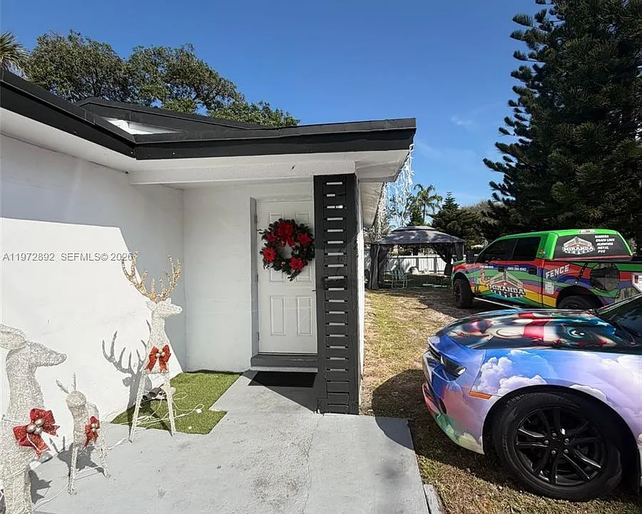 331 NW 39th Ave