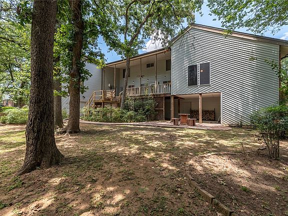 4th image of 805 Copperas Dr