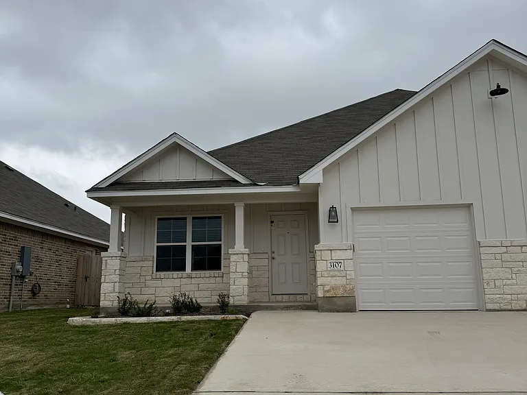 3107 Wasilla Dr — Photo 1