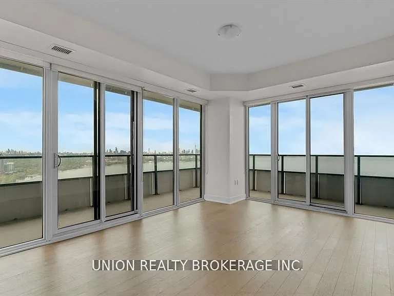 20 Shore Breeze Dr #3907 — Photo 11