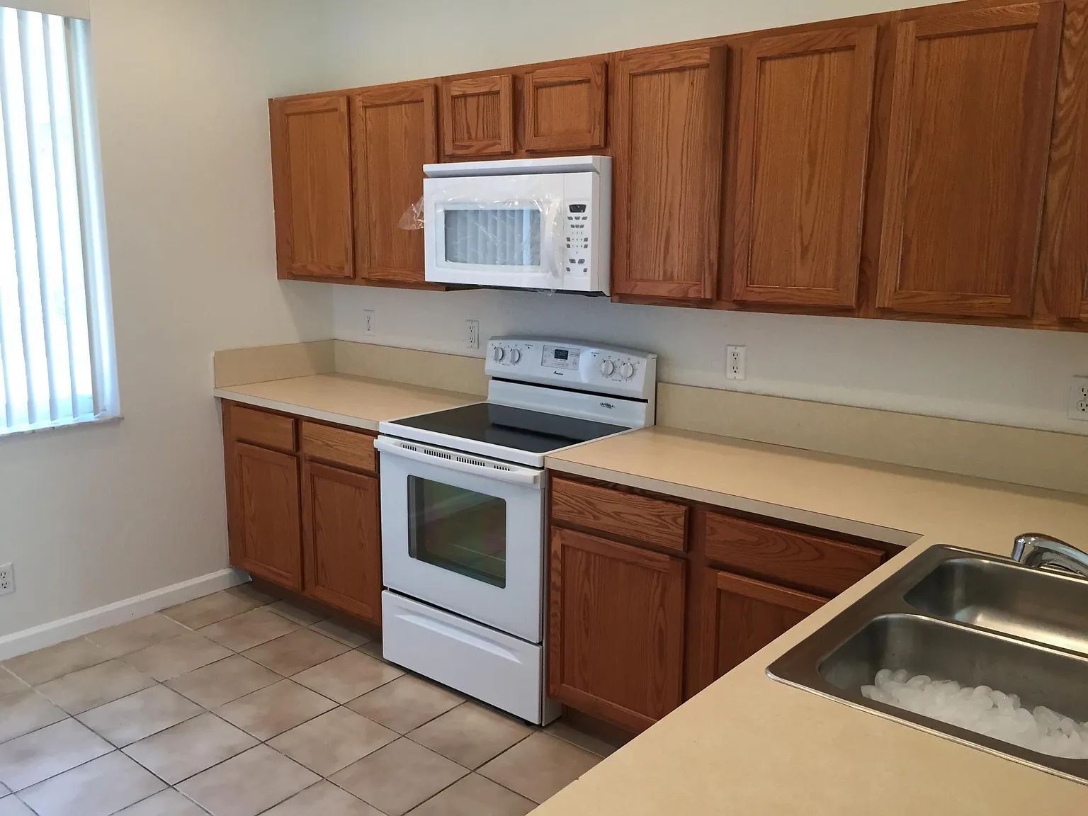 3121 — Photo 2