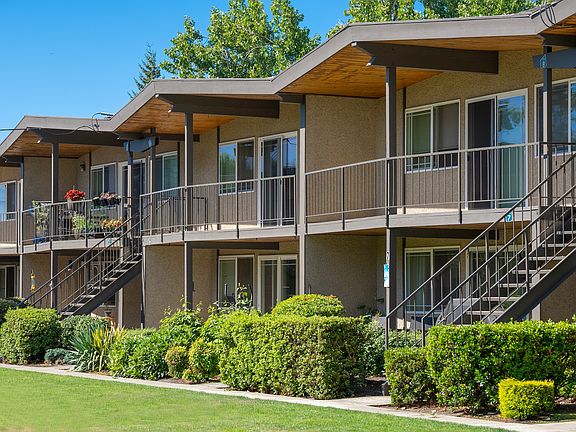 Rainier Gardens Apartments