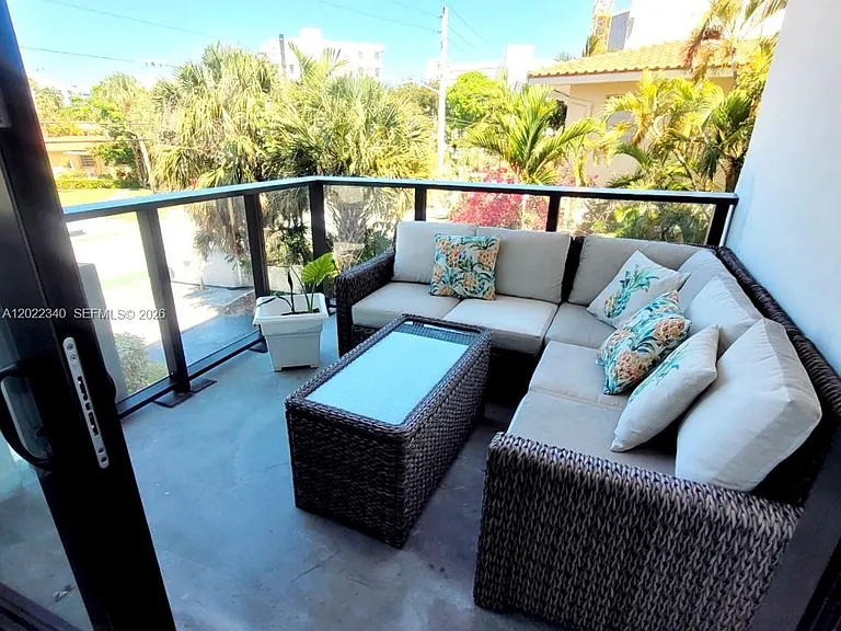 9180 W Bay Harbor Dr #2C — Photo 8