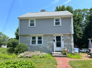 37 Beacon St, Melrose, MA 02176