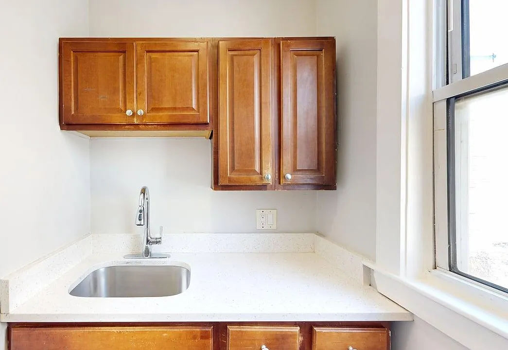 2 bed, 800 sqft, $2,495 — Photo 3