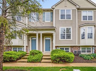 31782 N Pineview Blvd, Lakemoor, IL 60051