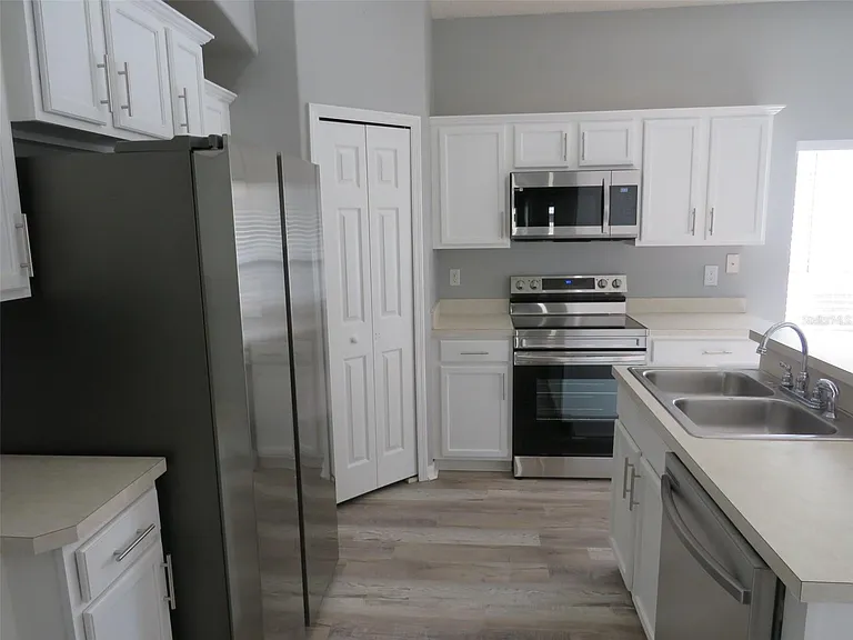 16625 Palm Spring Dr — Photo 9