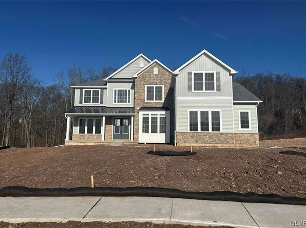 2485 Stonewall Dr #66, Center Valley, PA 18034